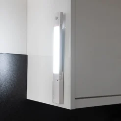 Arlec Lithium PIR LED Light Bar 28cm -Chic Lighting Store 12813238 5245007579960609