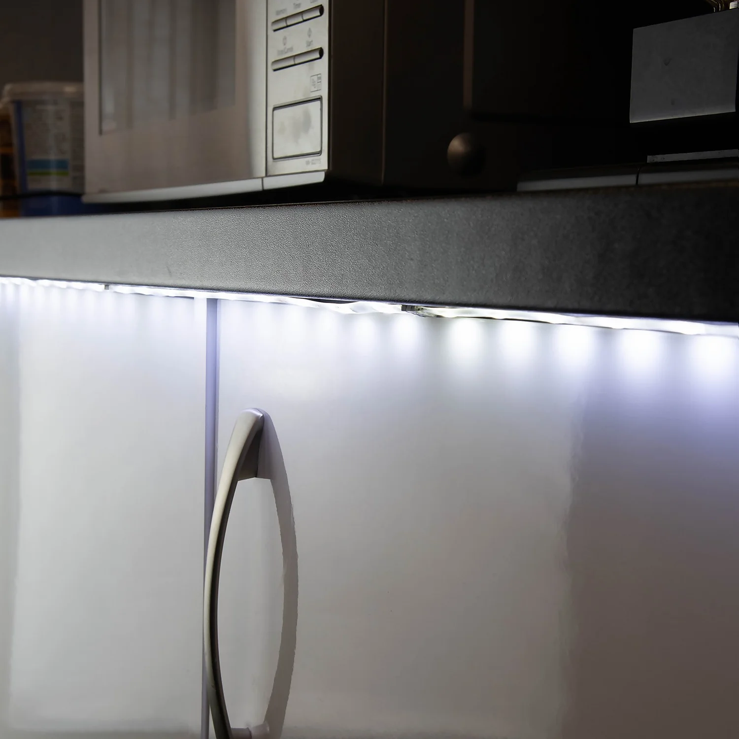 Arlec 4 Cool White Strip Light Pack 6 Arlec 4 Cool White Strip Light Pack - Image 4