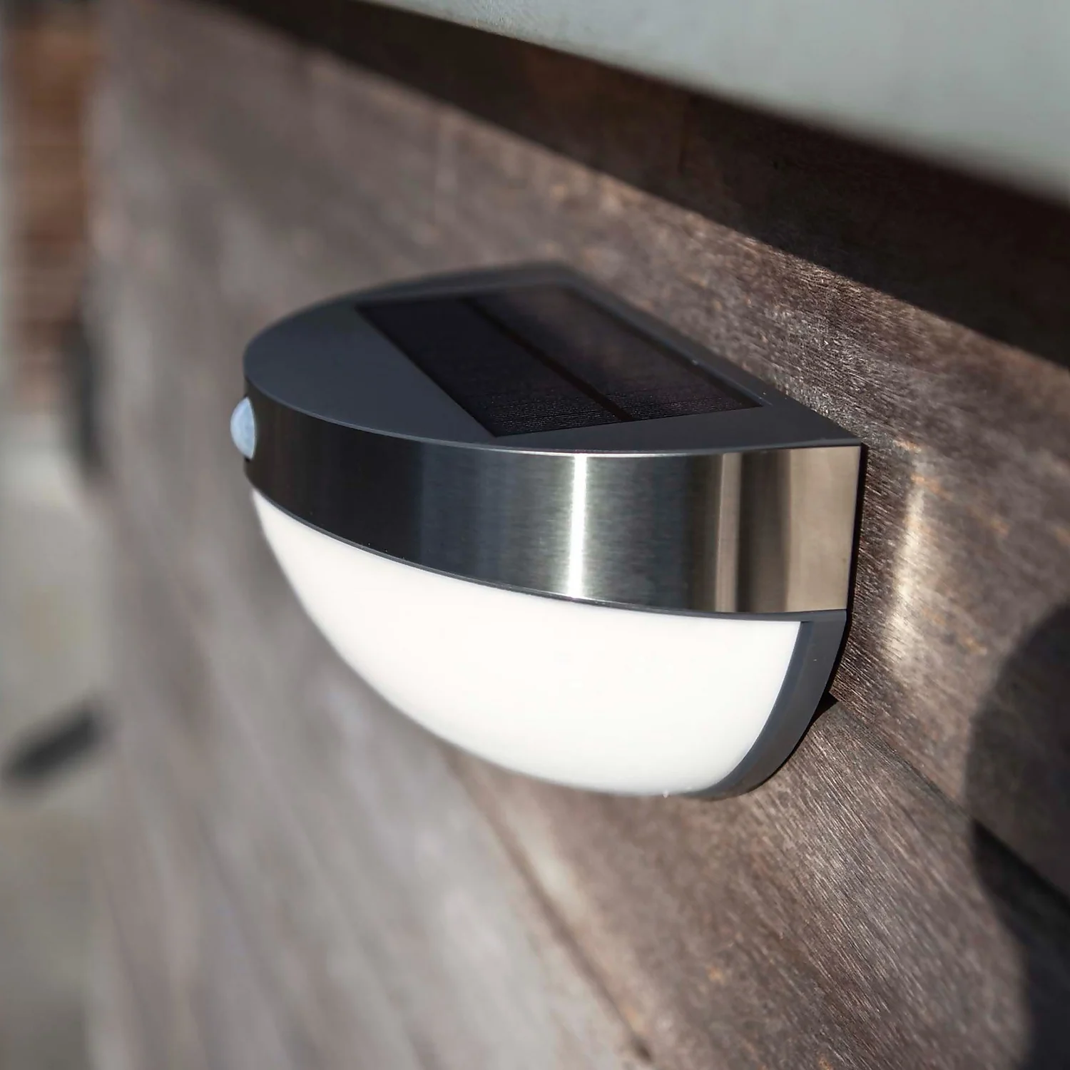 Lutec Bubble Solar LED Outdoor Wall Light With PIR Motion Sensor 6 Lutec Bubble Solar LED Outdoor Wall Light With PIR Motion Sensor - Image 4