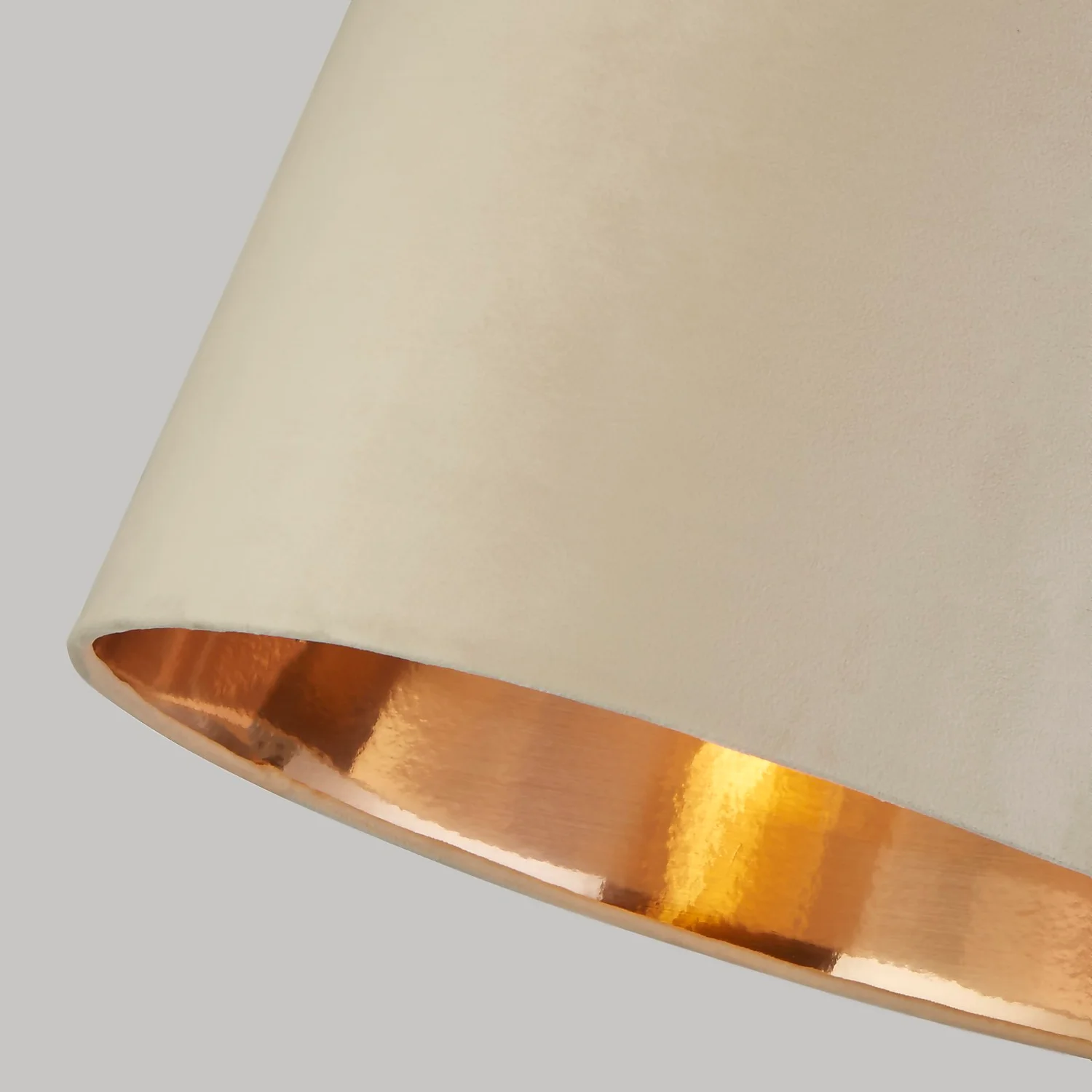 House Beautiful Samet Velvet Drum Shade - Champagne - 45cm 7 House Beautiful Samet Velvet Drum Shade - Champagne - 45cm - Image 5