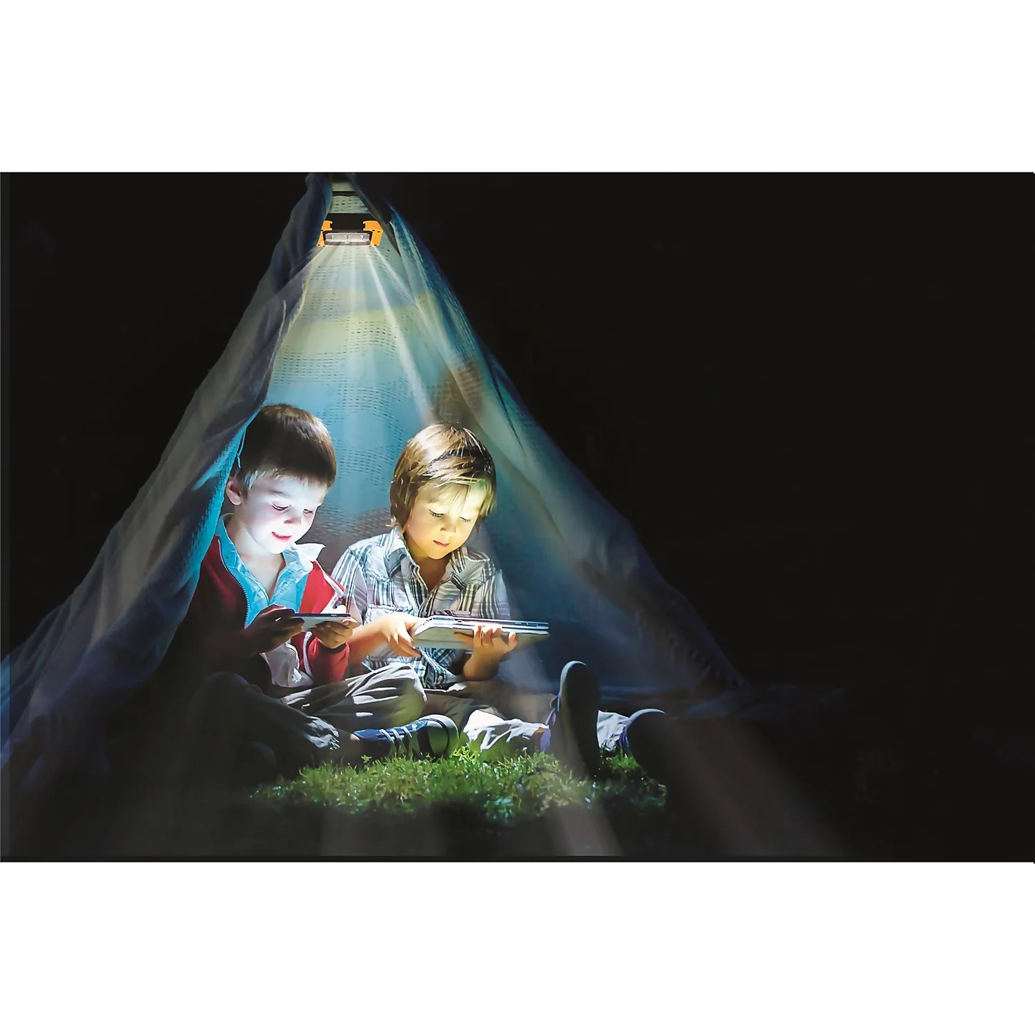 Handy Brite Worklight, Ultra-bright Cordless Flood Light With Magnetic Base 5 Handy Brite Worklight, Ultra-bright Cordless Flood Light With Magnetic Base - Image 3