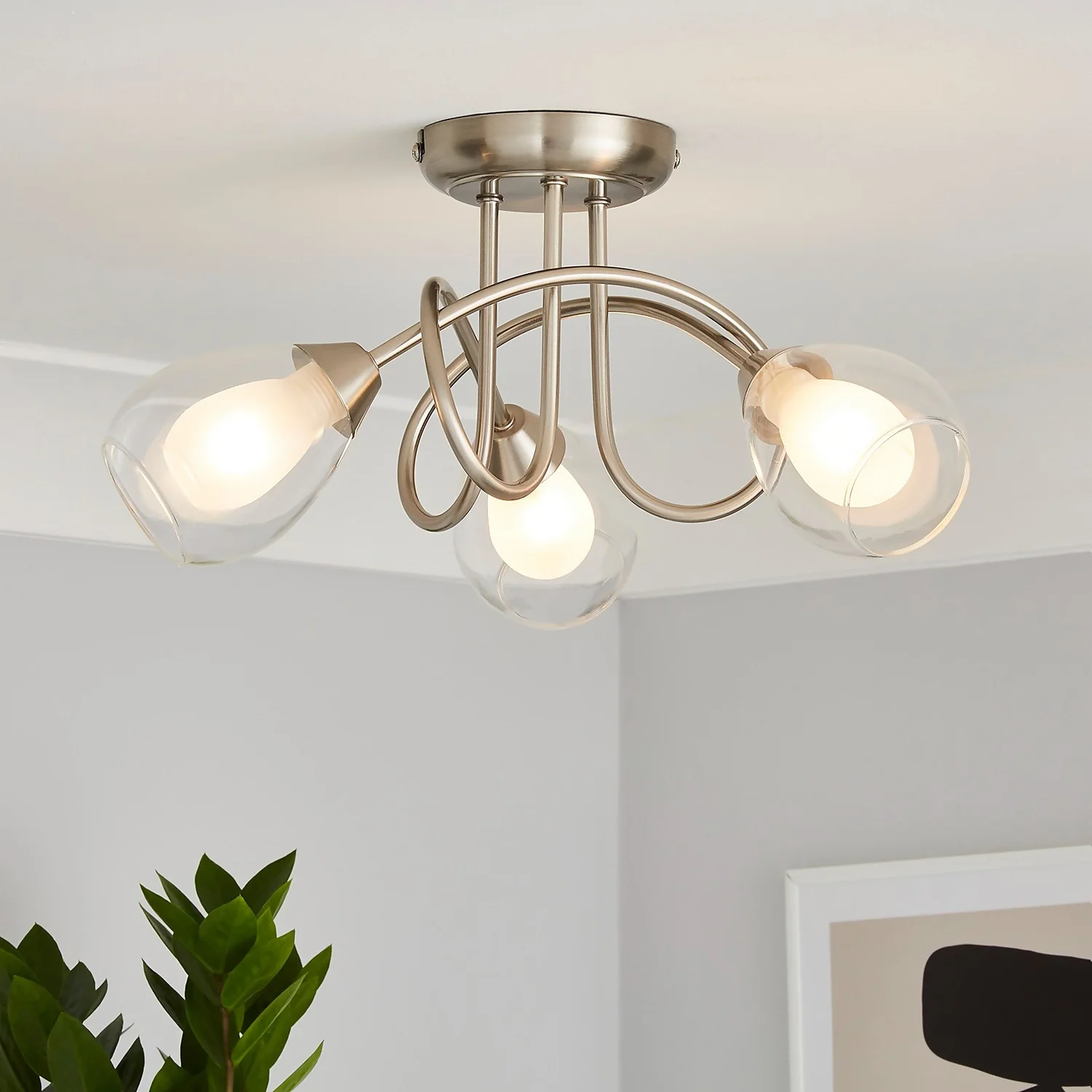 Altrincham 3 Light Flush Ceiling Fitting 3 Altrincham 3 Light Flush Ceiling Fitting