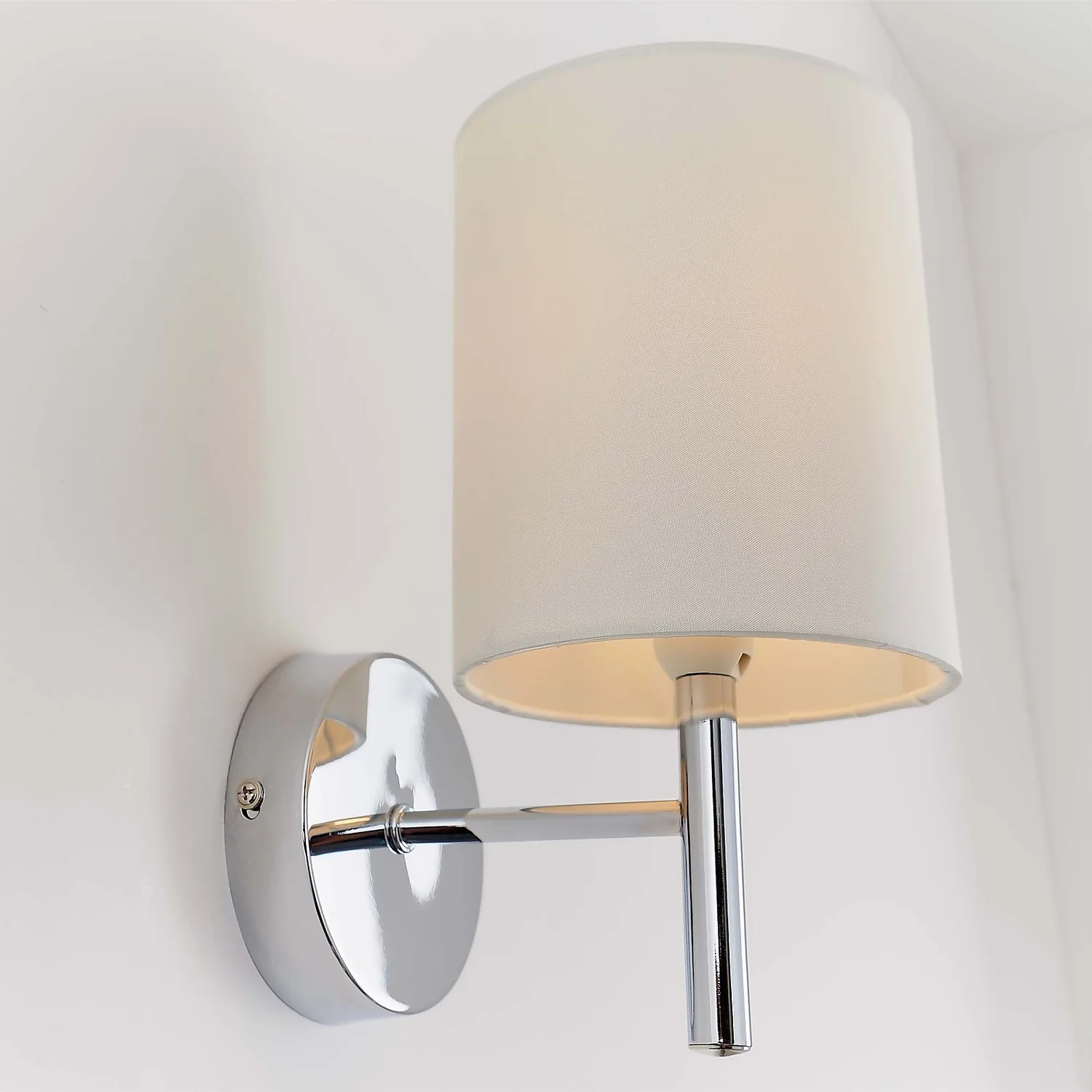 Kari Wall Light - Chrome 3 Kari Wall Light - Chrome