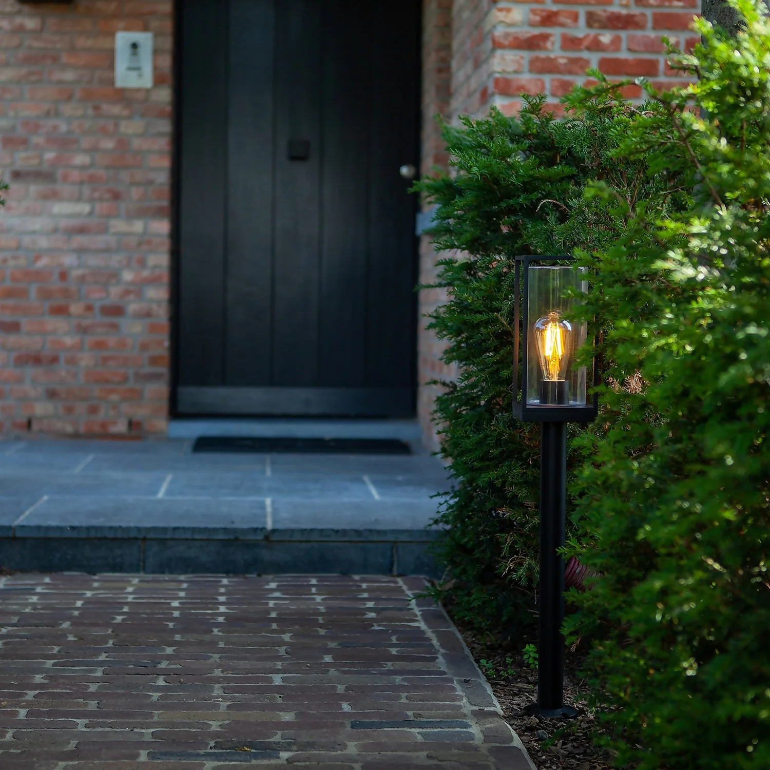 Lutec Flair E27 Outdoor Bollard Light - Black 5 Lutec Flair E27 Outdoor Bollard Light - Black - Image 3