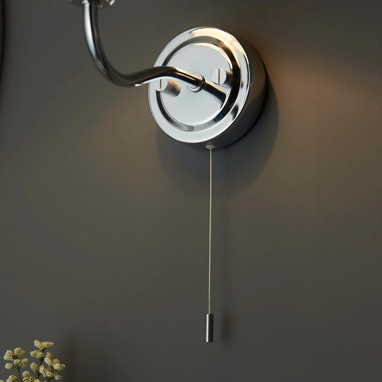 Naim Bathroom Wall Light - Chrome Effect 9 Naim Bathroom Wall Light - Chrome Effect - Image 7